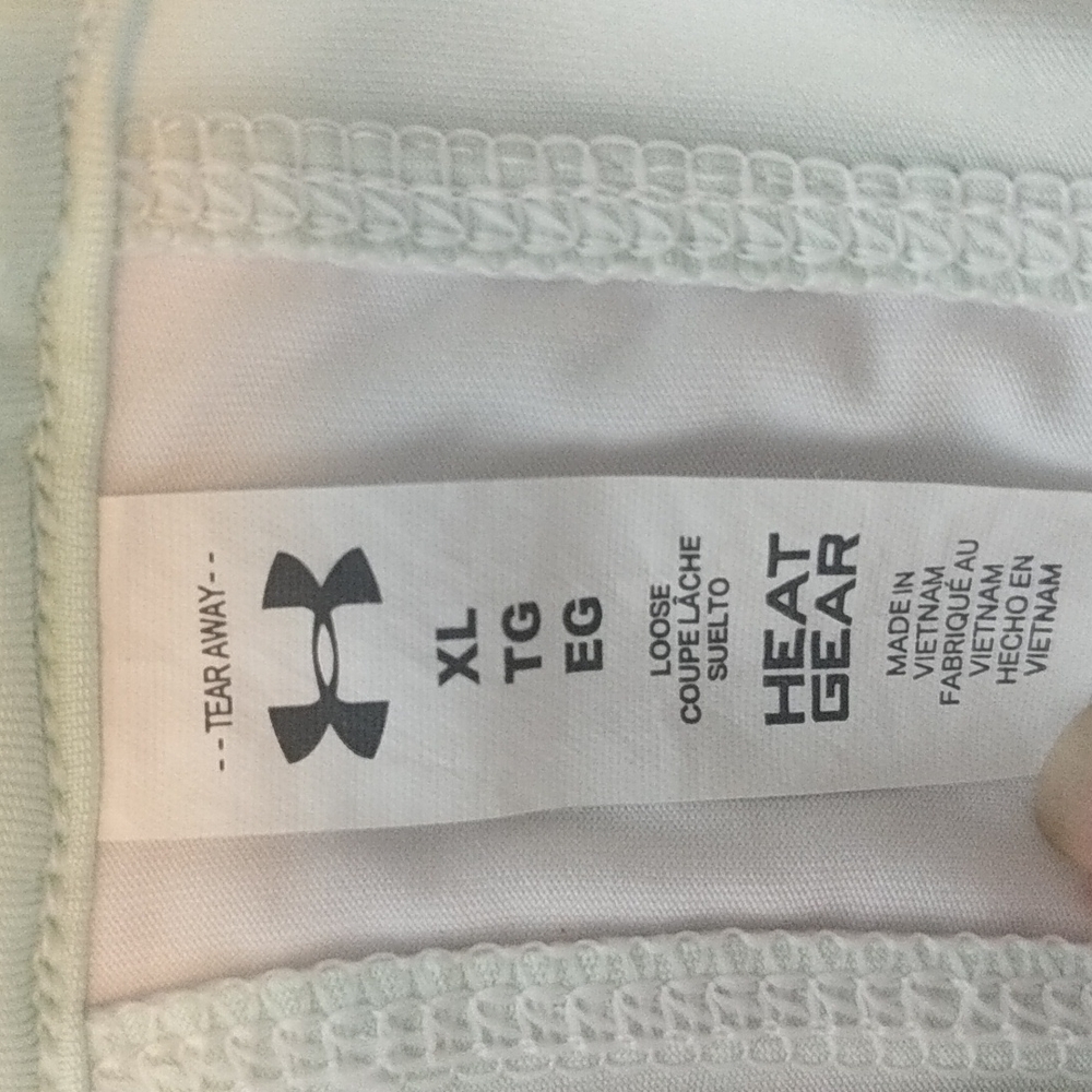 Mint green Under Armour Heat Gear tank top - Picture 5 of 7